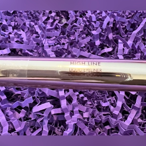 New/Sealed Wander Beauty Precision High Line Liquid Eyeliner in Runaway - Picture 4 of 6